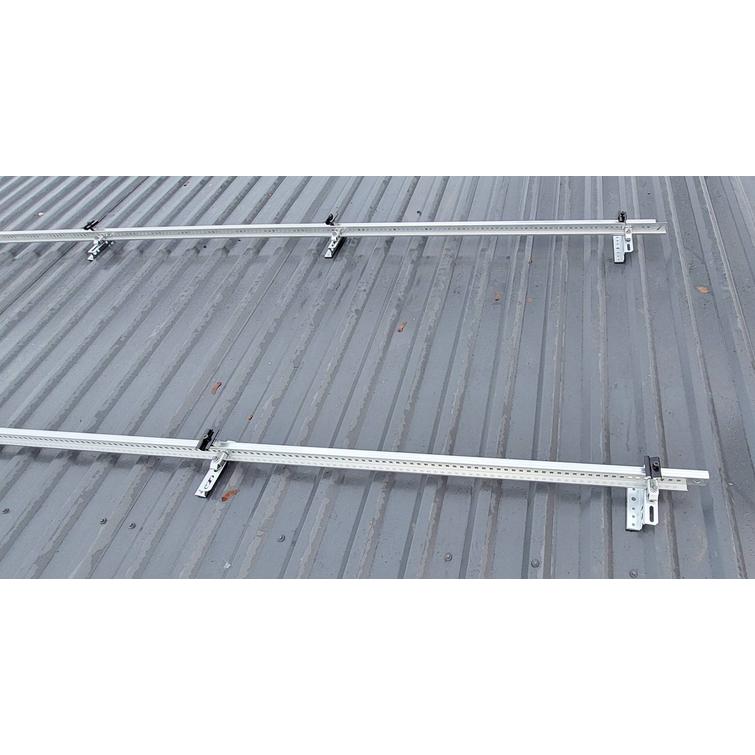 2 vierekkäisen paneelin kiinnikepaketti 2,4m kiskolla